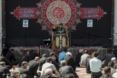 شاهچراغ چلّه نشین سوگ امام حسین (ع)