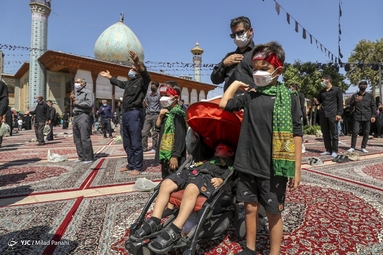 شاهچراغ چلّه نشین سوگ امام حسین (ع)