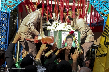 تشییع پیکر مطهر شهید مدافع حرم « سید ظاهر هاشمی »