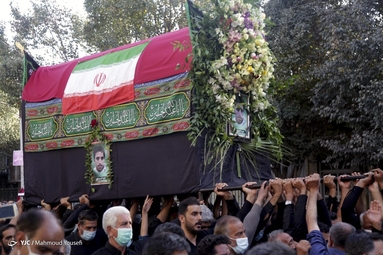 تشییع و خاکسپاری پیکر مطهر شهید « حسن یاوری » - یزد