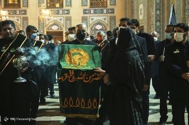 مراسم لاله گردانی شام شهادت امام رضا (ع) - شیراز