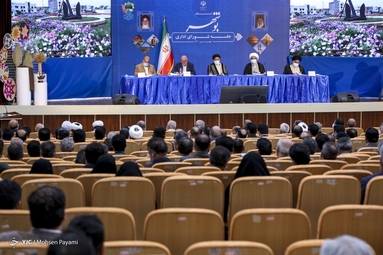 نشست شورای اداری استان بوشهر با حضور رئیس جمهور