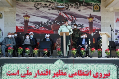 صبحگاه مشترک نیروهای انتظامی - شیراز