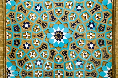 حال ناخوش بقعه سید رکن الدین یزد