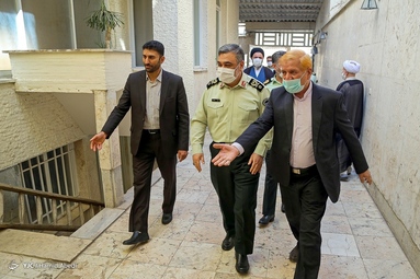 دیدار فرمانده ناجا با مراجع تقلید و علما