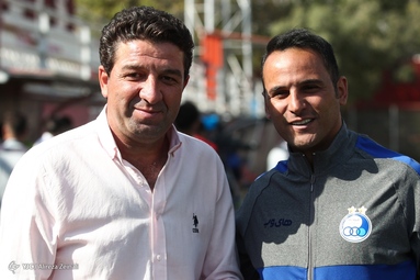 دیدار تیم های فوتبال امید استقلال و پرسپولیس با نتیجه تساوی تمام شد