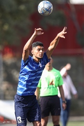 دیدار تیم های فوتبال امید استقلال و پرسپولیس با نتیجه تساوی تمام شد