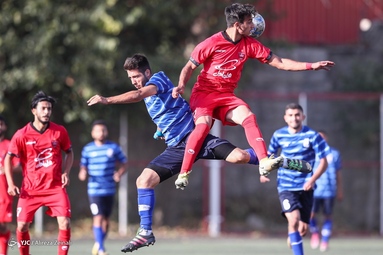 دیدار تیم های فوتبال امید استقلال و پرسپولیس با نتیجه تساوی تمام شد