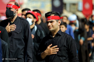 دسته عزاداری شهادت امام عسکری (ع) با حضور عزادارن اهل بیت - حرم حضرت معصومه (س)