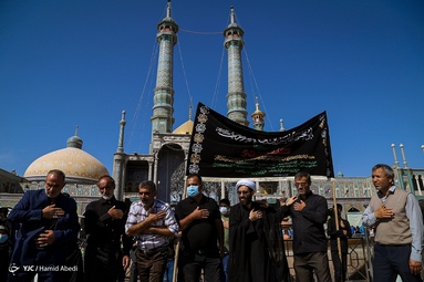 دسته عزاداری شهادت امام عسکری (ع) با حضور عزادارن اهل بیت - حرم حضرت معصومه (س)