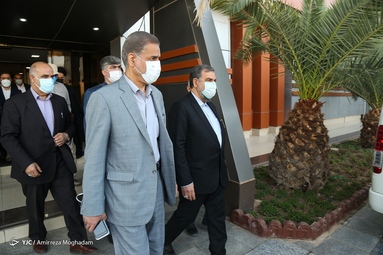 محسن رضایی معاون هماهنگی اقتصادی رییس جمهور در بازدید از طرح های صنعتی استان خوزستان