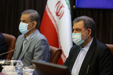 محسن رضایی معاون هماهنگی اقتصادی رییس جمهور در بازدید از طرح های صنعتی استان خوزستان