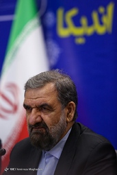 محسن رضایی معاون هماهنگی اقتصادی رییس جمهور در جلسه قرارگاه بازسازی مناطق زلزله زده اندیکا