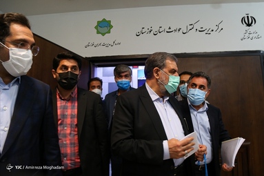 محسن رضایی معاون هماهنگی اقتصادی رییس جمهور در جلسه قرارگاه بازسازی مناطق زلزله زده اندیکا