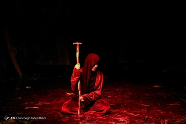 نمایش  نقاشی روی چوب