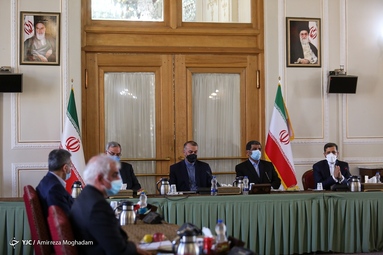 نشست مشترک وزرای خارجه، میراث فرهنگی و بهداشت در وزارت خارجه