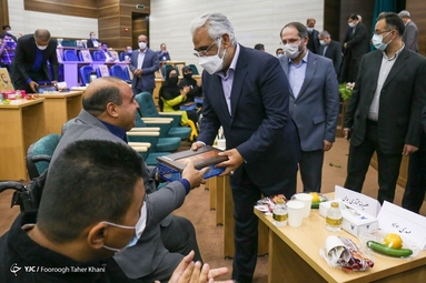 مراسم تجلیل از قهرمانان ورزشی کشور