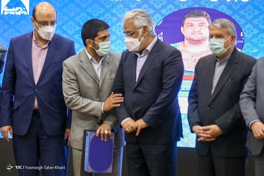 مراسم تجلیل از قهرمانان ورزشی کشور