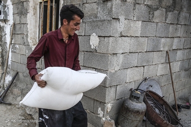 امداد رسانی گروه جهادی به روستاهای شهرستان اندیکا