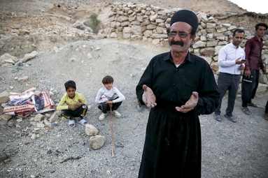 امداد رسانی گروه جهادی به روستاهای شهرستان اندیکا