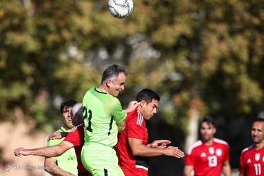 دیدار دوستانه دو تیم «منتخب فدراسیون فوتبال» و «پیشکسوتان شهدای چوار ۶۵ ایلام» با حضور قاضی‌زاده هاشمی، معاون رئیس‌جمهور و رئیس بنیاد شهید و امور ایثارگران