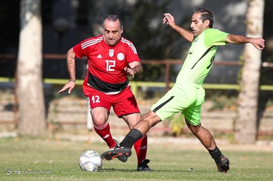 دیدار دوستانه دو تیم «منتخب فدراسیون فوتبال» و «پیشکسوتان شهدای چوار ۶۵ ایلام» با حضور قاضی‌زاده هاشمی، معاون رئیس‌جمهور و رئیس بنیاد شهید و امور ایثارگران