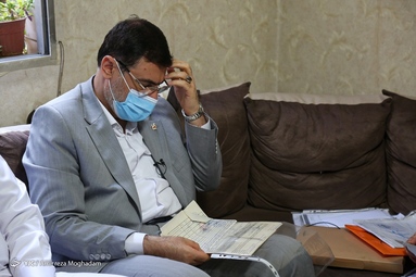 دیدار رییس بنیاد شهید و فرمانده نیروی دریایی ارتش با خانواده شهدا و جانبازان اهل تسنن