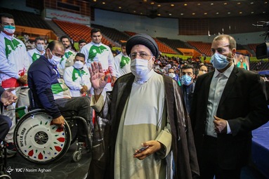 مراسم اهدای بازوبند پهلوانی سال ۱۴۰۰ و تجلیل از مدال آوران المپیک و پارالمپیک