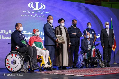 مراسم اهدای بازوبند پهلوانی سال ۱۴۰۰ و تجلیل از مدال آوران المپیک و پارالمپیک