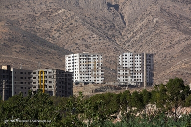 ساخت و ساز بی رویه در کوه های دراک - شیراز