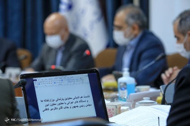 نشست خبری رئیس سازمان برنامه‌وبودجه و معاون رئیس‌جمهور در امور مجلس