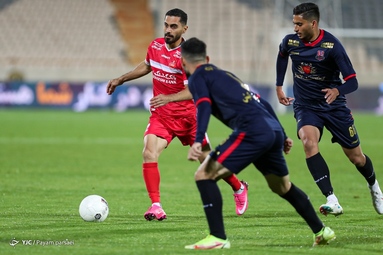 پرسپولیس تهران ۲ - نساجی مازندران ۱