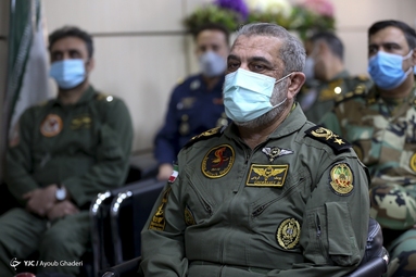 مراسم بهره‌برداری از هواپیمای فرندشیپ تازه بازآمد شده هوانیروز