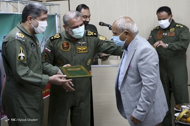 مراسم بهره‌برداری از هواپیمای فرندشیپ تازه بازآمد شده هوانیروز