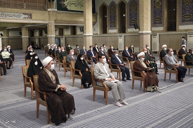 دیدار دست‌اندرکاران کنگره سه هزار و ۵۳۵ شهید استان زنجان