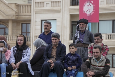 پانزدهمین جشنواره بین المللی تئاتر خیابانی - مریوان