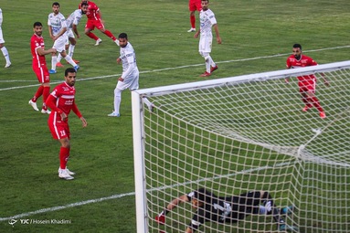 لیگ برتر فوتبال/ آلومینیوم اراک  - پرسپولیس تهران