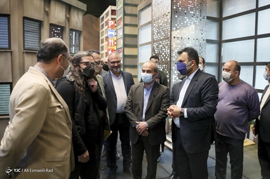 بازدید رئیس رسانه ملی از پشت صحنه سریال‌های سیما