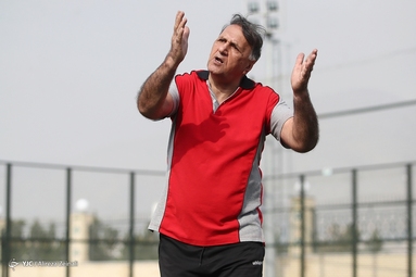 بازی دربی تیم پیشکسوتان استقلال و پرسپولیس در فینال جام شهید طهرانی