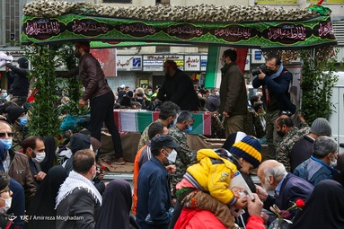 مراسم تشییع پیکر مطهر شهیده «فاطمه اسدی» پس از اقامه نماز جمعه امروز تهران