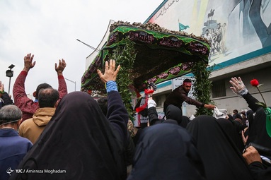 مراسم تشییع پیکر مطهر شهیده «فاطمه اسدی» پس از اقامه نماز جمعه امروز تهران