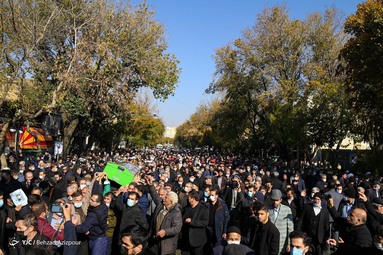 مراسم تشییع پیرغلام اهل بیت حاج «بیوک آسایش» از مداحان بزرگ تبریز