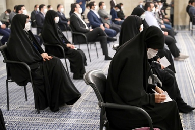 دیدار جمعی از نخبگان و استعدادهای برتر علمی با رهبر معظم انقلاب