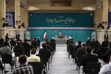 دیدار جمعی از نخبگان و استعدادهای برتر علمی با رهبر معظم انقلاب