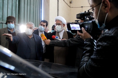 بازدید دادستان کل کشور از خودروهای بلاتکلیف در پارکینگ ها