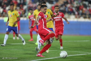 لیگ برتر فوتبال/ پرسپولیس تهران ۱ - نفت آبادان ۰