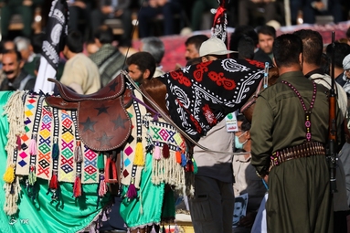 آیین سنتی «چمر» بزرگداشت سرداران اسلام و شهدای استان ایلام
