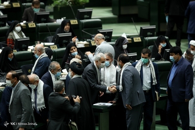 جلسه علنی مجلس با حضور معاون اول رئیس جمهور