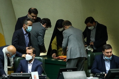 جلسه علنی مجلس با حضور معاون اول رئیس جمهور