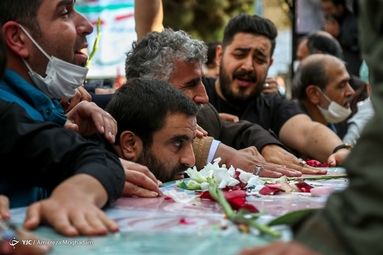 تشییع پیکر شهید مدافع حرم «محمد رضا بیات»